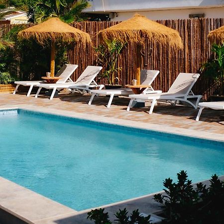 Tiki Blou - Mini Resort Centraal Gelegen Tussen Mambo Beach & Jan Thiel 威廉斯塔德 外观 照片