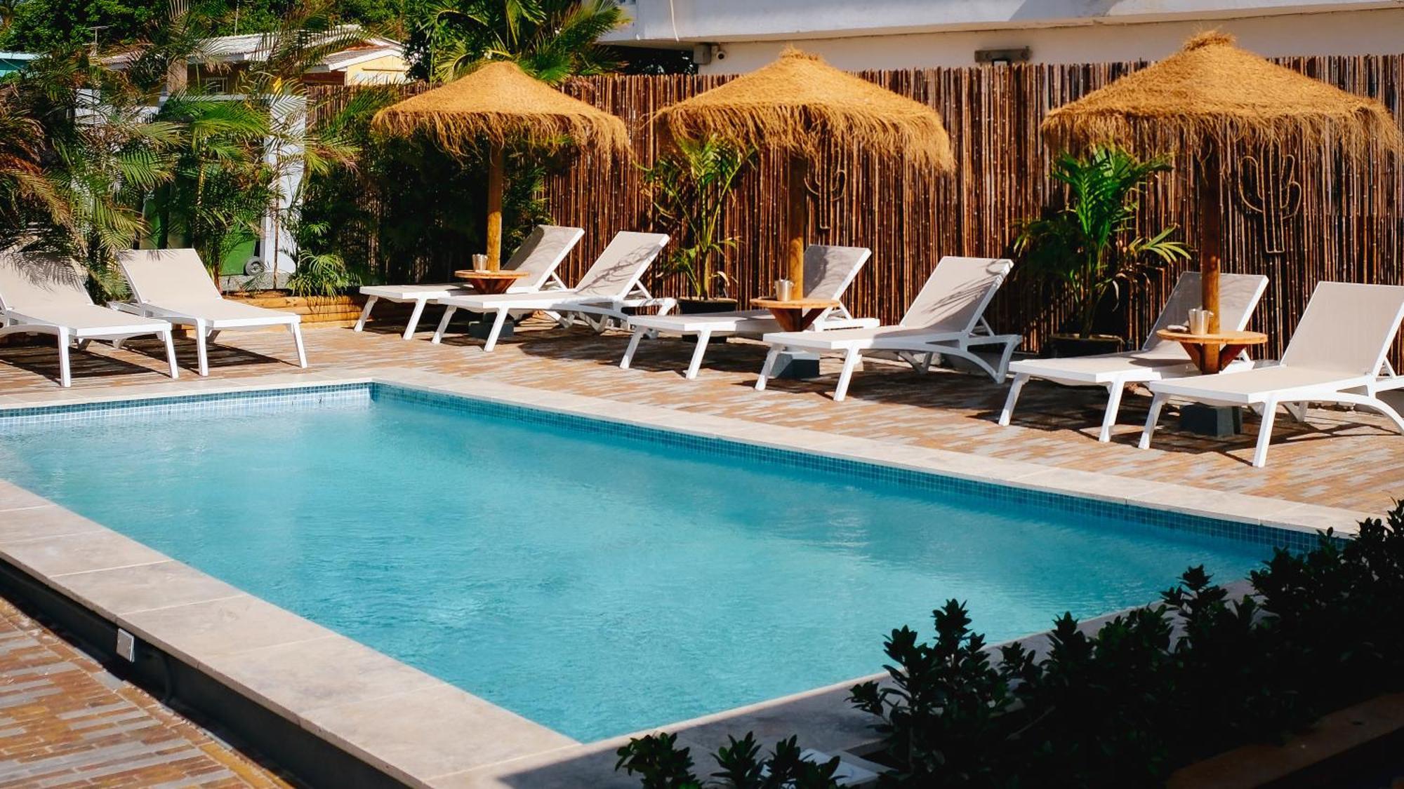 Tiki Blou - Mini Resort Centraal Gelegen Tussen Mambo Beach & Jan Thiel 威廉斯塔德 外观 照片